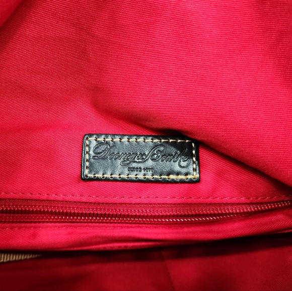 *Perfect* Dooney & Bourke Shoulder Bag - Picture 5 of 7